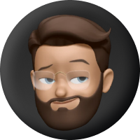 Антон - Старший разработчик